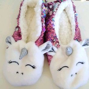 NWT Unicorn Slippers